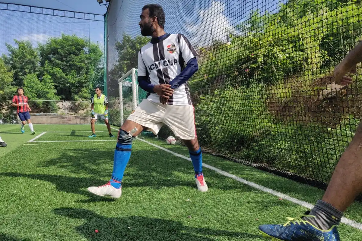 Abdul Nadim Muhammad playing football